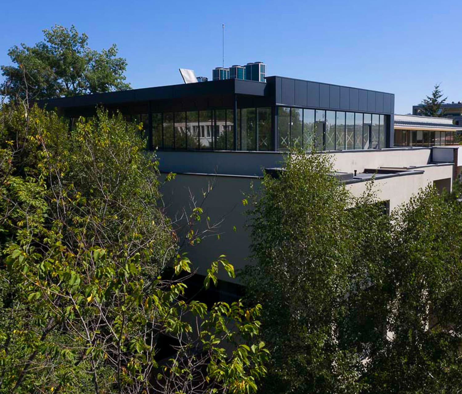 Docenților Office Building
